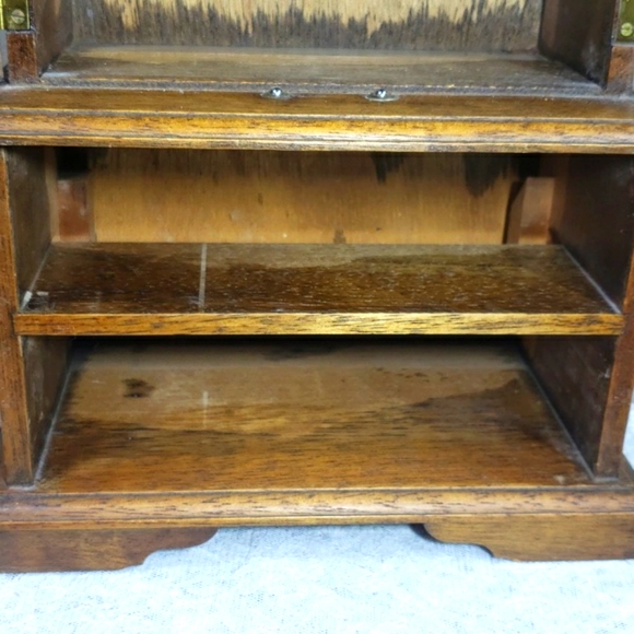 Antique Crafted Wooden & Ornate Brass Tone Jewelry Box.Beautiful Design. - Picture 9 of 17